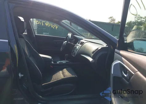 2017 Nissan Altima 2.5 Sv из США, поврежденный, VIN 1N4AL3AP9HC243315